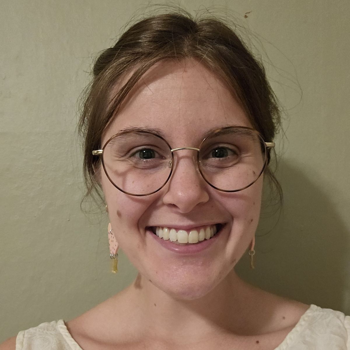 Headshot of Taylor Hazan