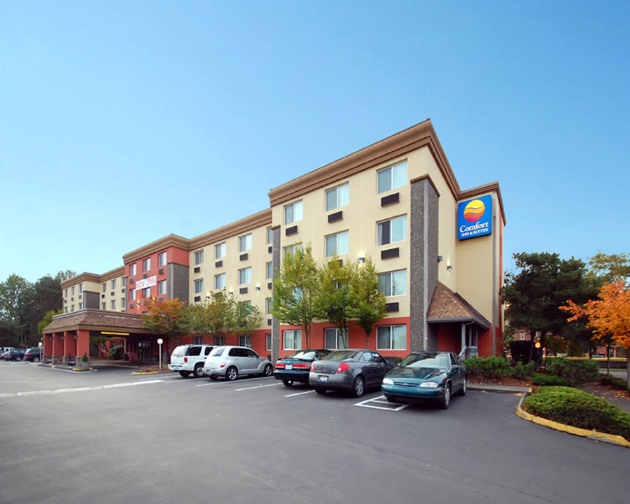 Comfort Inn & Suites