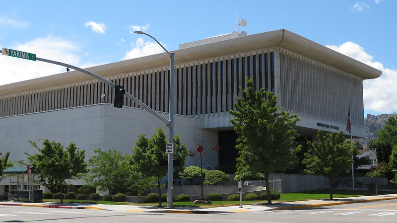 Wenatchee city hall building